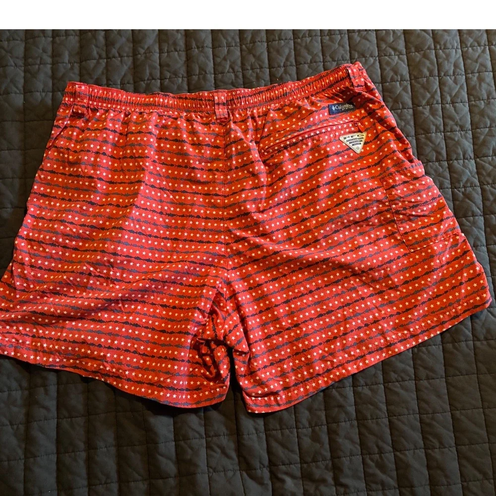 Columbia PFG Mens‎ XXL Red Stars Fish Print Performance Fishing Shorts 6 Inch